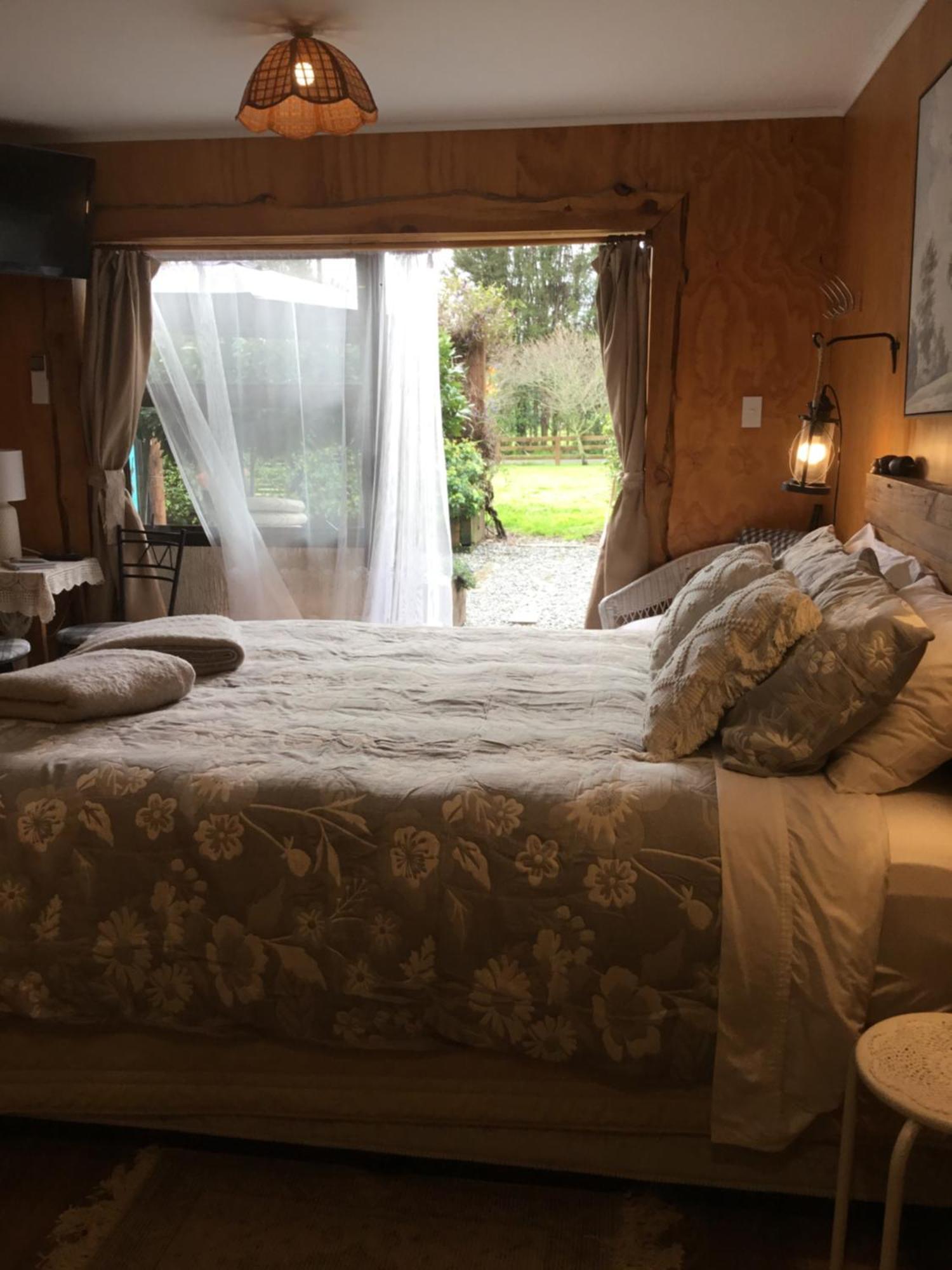 Leedale Bed and Breakfast Brightwater Exteriör bild